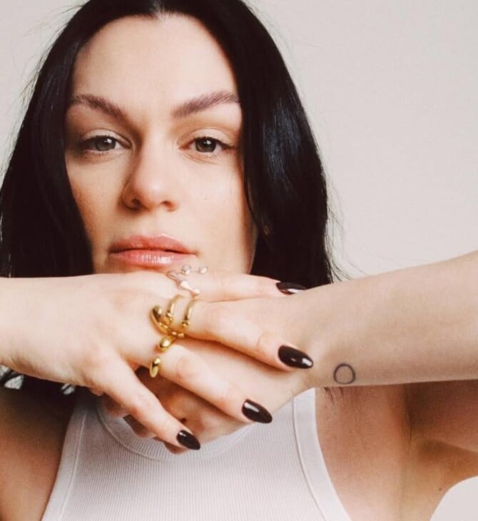 JESSIE J ΚΑΡΚΙΝΟΣ ΣΥΝΑΥΛΙΑ