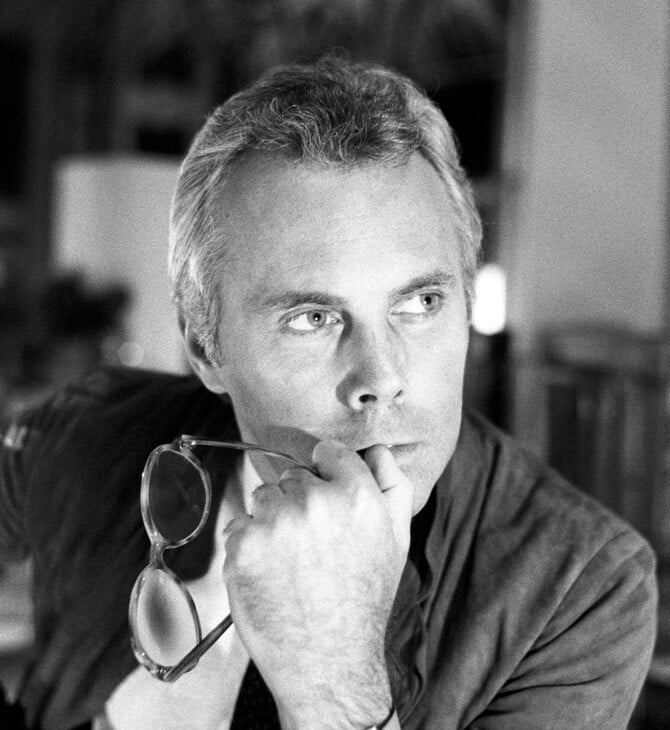 Giorgio Armani: «Η κομψότητα δεν είναι για να σε προσέχουν αλλά για να σε θυμούνται»