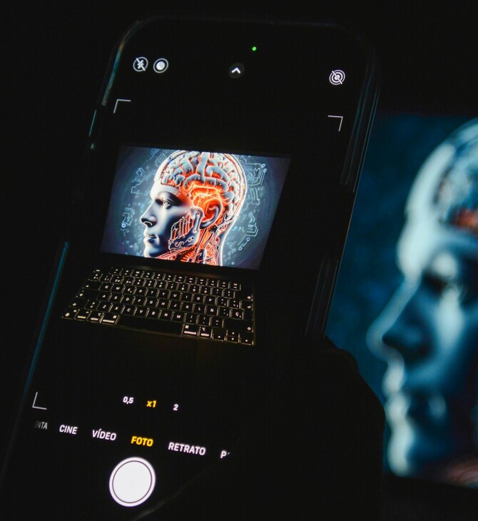 Πώς τα chatbots και η υπερ-νοημοσύνη της AI μπορεί να απειλήσουν την ανθρωπότητα