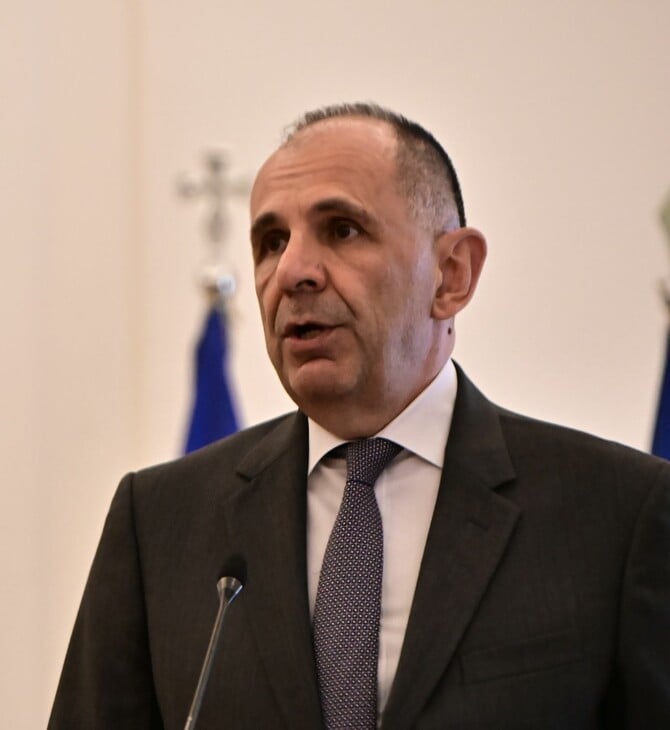Γεραπετρίτης: Καμία συμμετοχή μέλους της οικογένειας μου στο καλώδιο Ελλάδας- Κύπρου