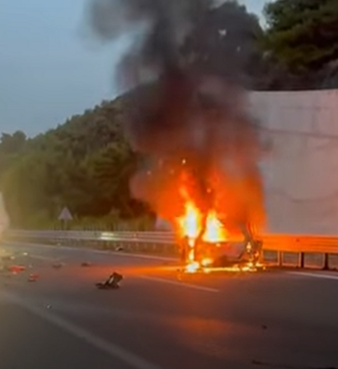 Τροχαίο δυστύχημα στην Αχαΐα: Απανθρακώθηκε ο ένας οδηγός από τη σφοδρή σύγκρουση