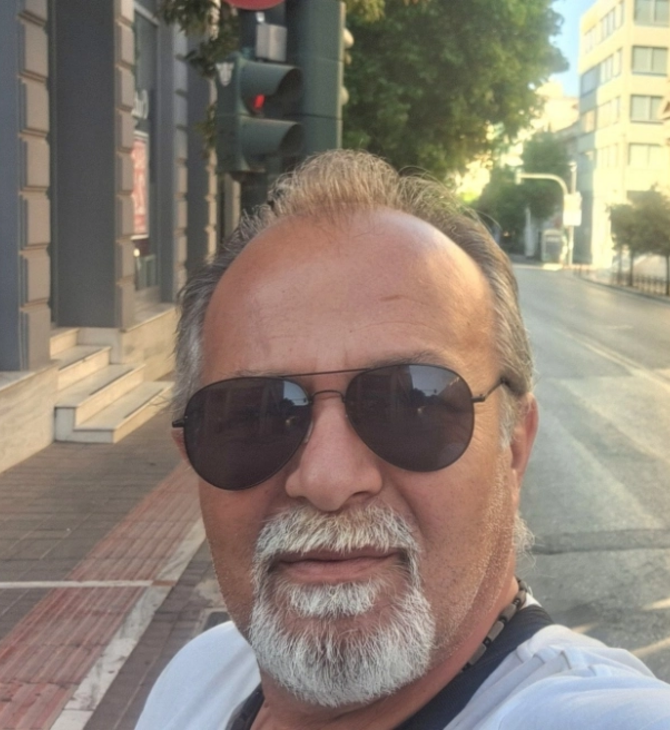 Γιώργος Παυλάκης: Κάμεραμαν του ΑΝΤ1 πέθανε την ώρα του ρεπορτάζ 
