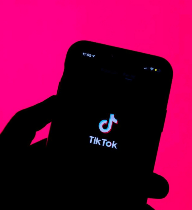 Η Κίνα χαρακτηρίζει τη συμφωνία για το TikTok ως νίκη - Τι κερδίζουν από αυτήν;