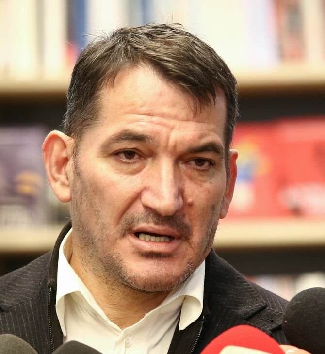 Ο Πύρρος Δήμας μετά τα σχόλια για την πώληση της Ολυμπιακής δάδας: «Εφάρμοσα στην πράξη το ολυμπιακό ιδεώδες»