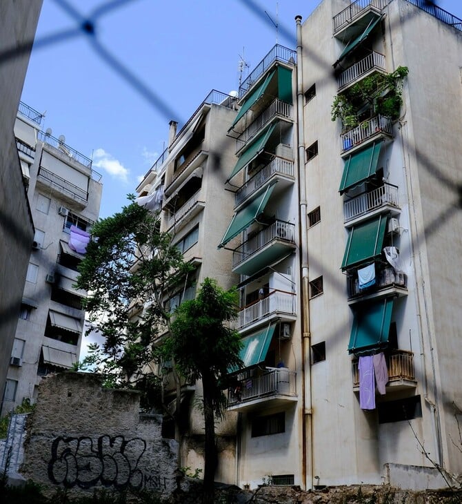 Eurostat: Οι Έλληνες φεύγουν τελευταίοι από το πατρικό και πληρώνουν τα περισσότερα για στέγη
