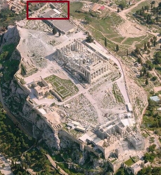 Αποκαθίσταται και ανοίγει στο κοινό το μυκηναϊκό τείχος στην Ακρόπολη