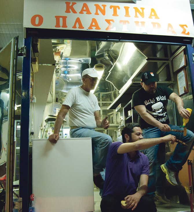 Με τον Βασίλη Καλλίδη στην καντίνα «O Πλαστήρας»