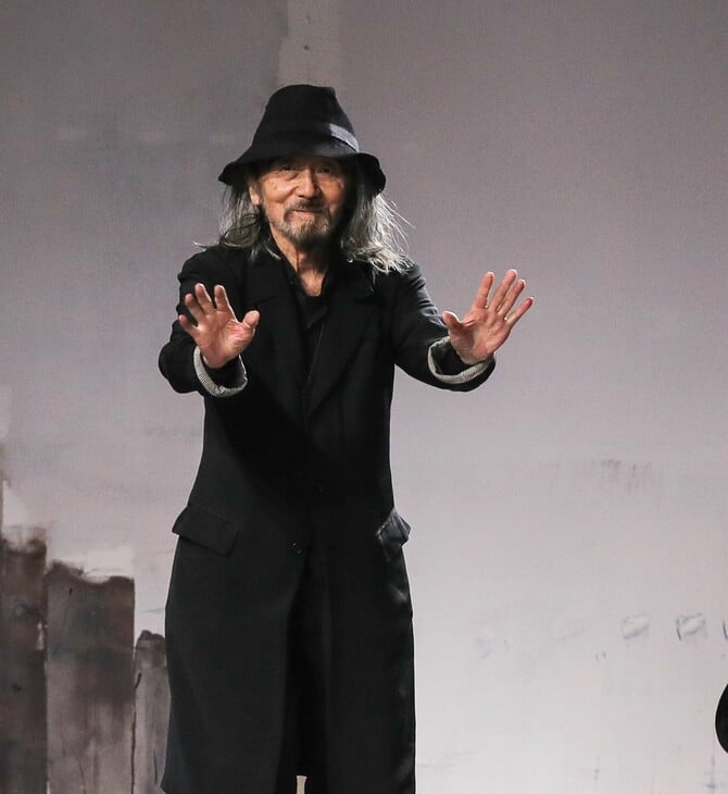 Yohji Yamamoto: «Η μόδα έχει γίνει αστείο, όλα περιστρέφονται γύρω από τα χρήματα»