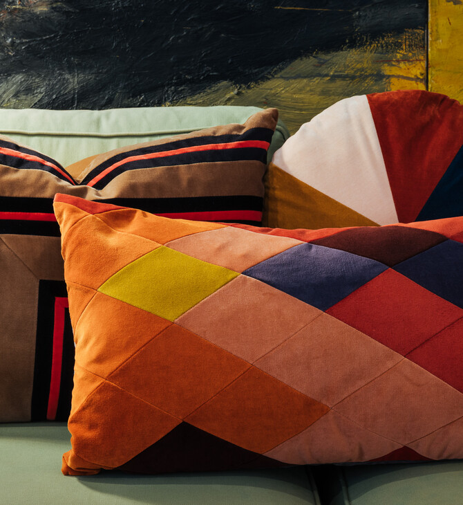 Πόσο μακριά θα φτάνατε για ένα μαξιλαράκι;