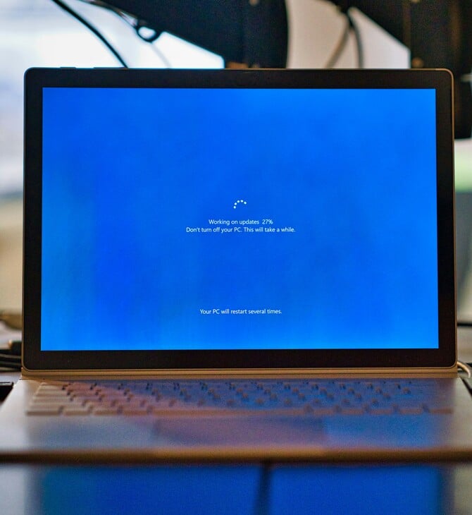 Microsoft: τέλος στην υποστήριξη των Windows 10 από την Τρίτη - Τι πρέπει να κάνουν οι χρήστες