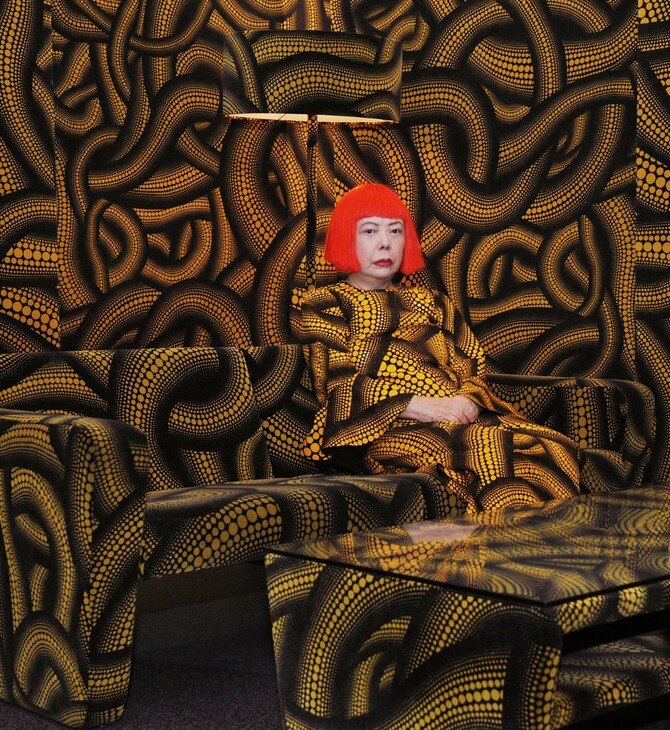 Το μαγευτικό, υπερβατικό σύμπαν της Yayoi Kusama προσγειώνεται στην Ευρώπη 