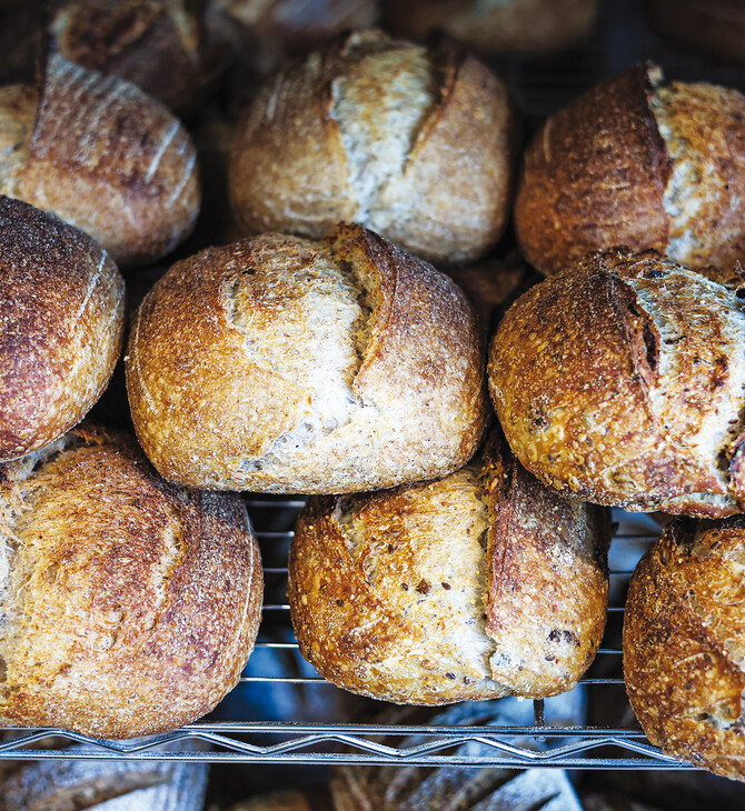 Μονόκερος: Ο φούρνος του Παγκρατίου που παντρεύει τους γευστικούς πολιτισμούς