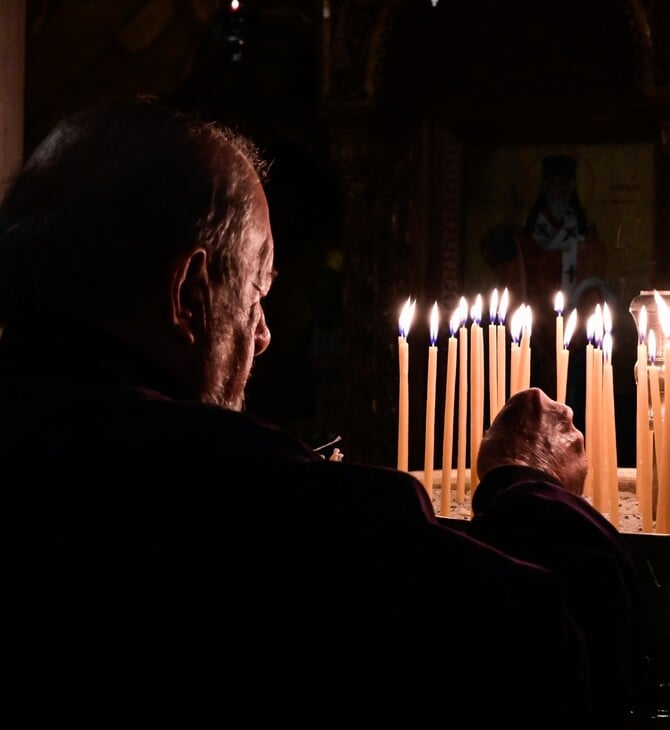 ΕΚΚΛΗΣΙΑ ΘΕΙΑ ΛΕΙΤΟΥΡΓΙΑ