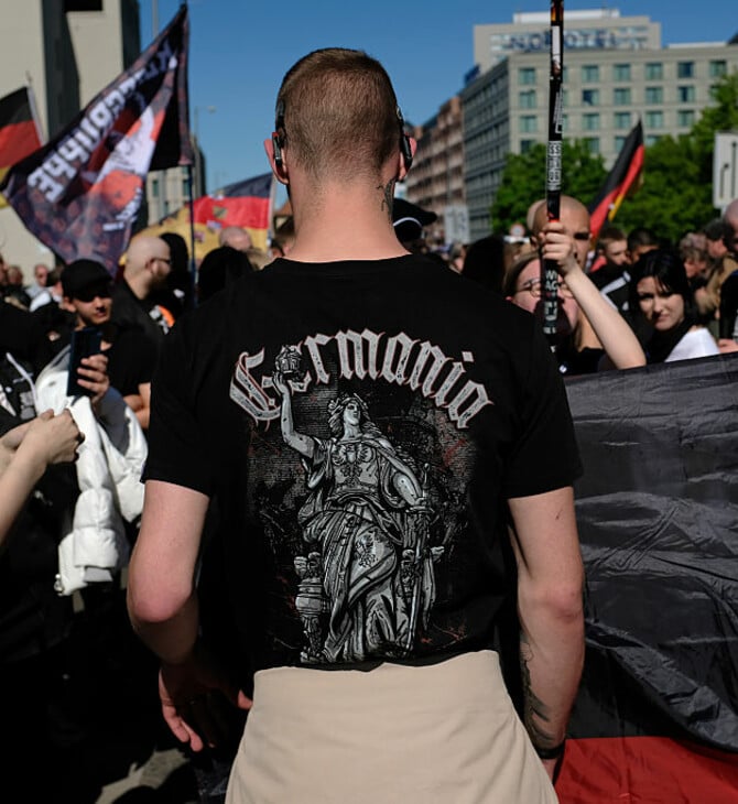 Η ακροδεξιά γράφει το σενάριο: Πώς τα μεγάλα κόμματα της Ευρώπης ακολουθούν τη ρητορική της