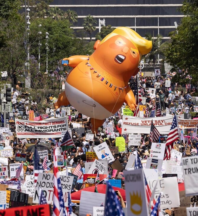 «No Kings»: Χιλιάδες Αμερικανοί διαδηλώνουν στους δρόμους κατά του Ντόναλντ Τραμπ