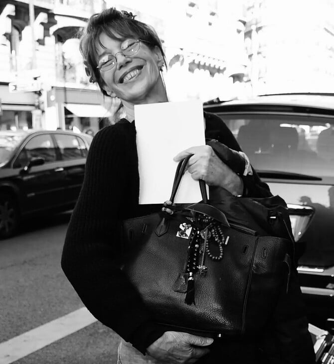 Hermès: Σε δημοπρασία στο Άμπου Ντάμπι τσάντα Birkin που ανήκε στην Jane Birkin