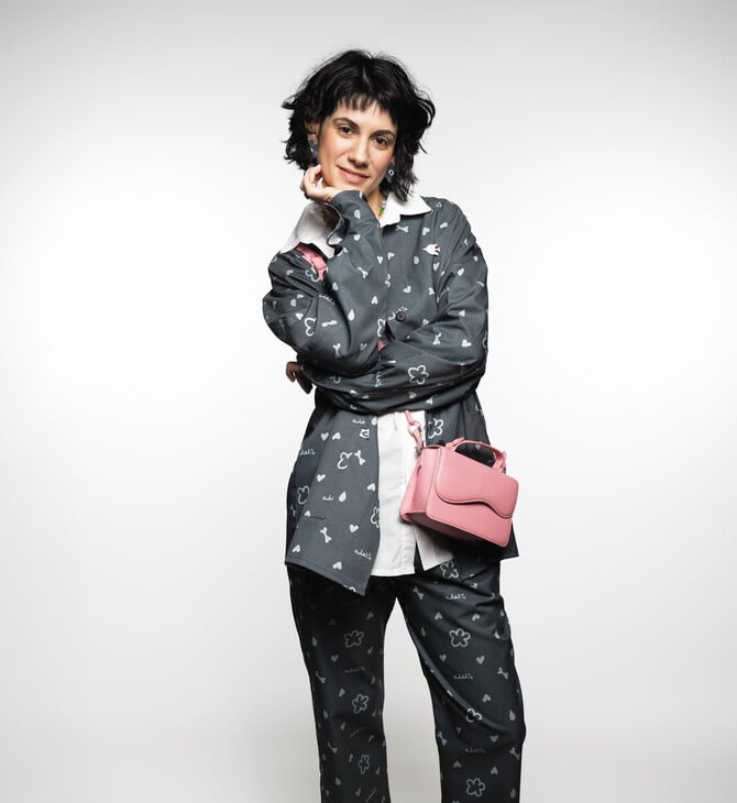 ΕΠΕΞ Μυρτώ, τι φοράς σήμερα και πόσο κοστίζει;