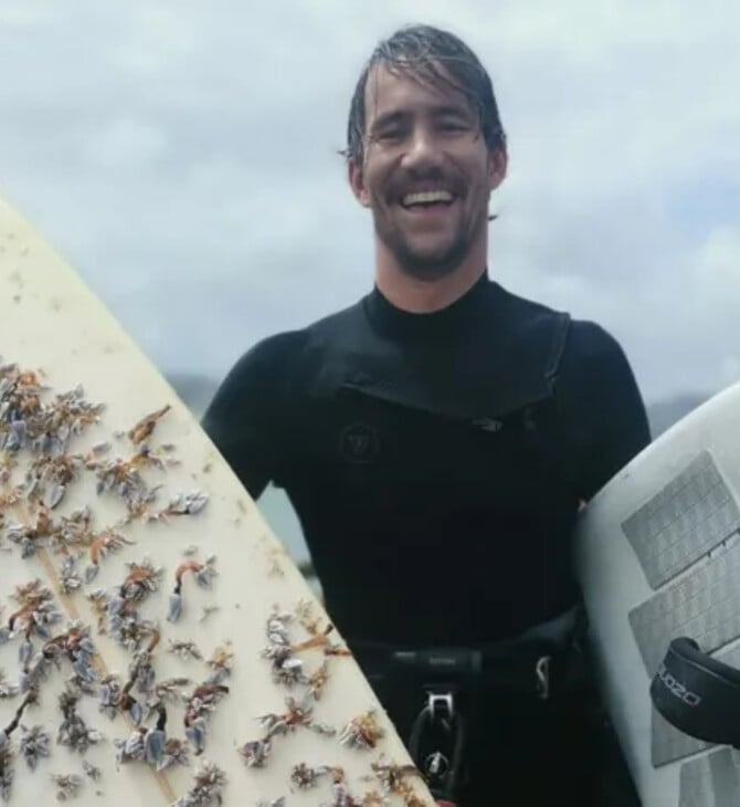 Από την Τασμανία στη Νέα Ζηλανδία σε 18 μήνες: Η σανίδα του σερφ που διέπλευσε τον ωκεανό