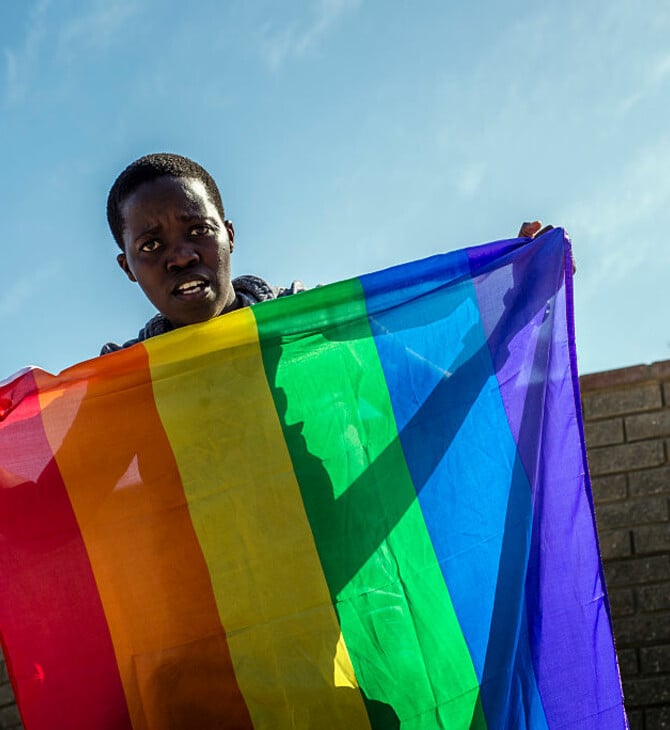  «Παγίδες» και βασανιστήρια: Οι κίνδυνοι που αντιμετωπίζουν τα ΛΟΑΤΚΙ+ άτομα στη Γκάνα