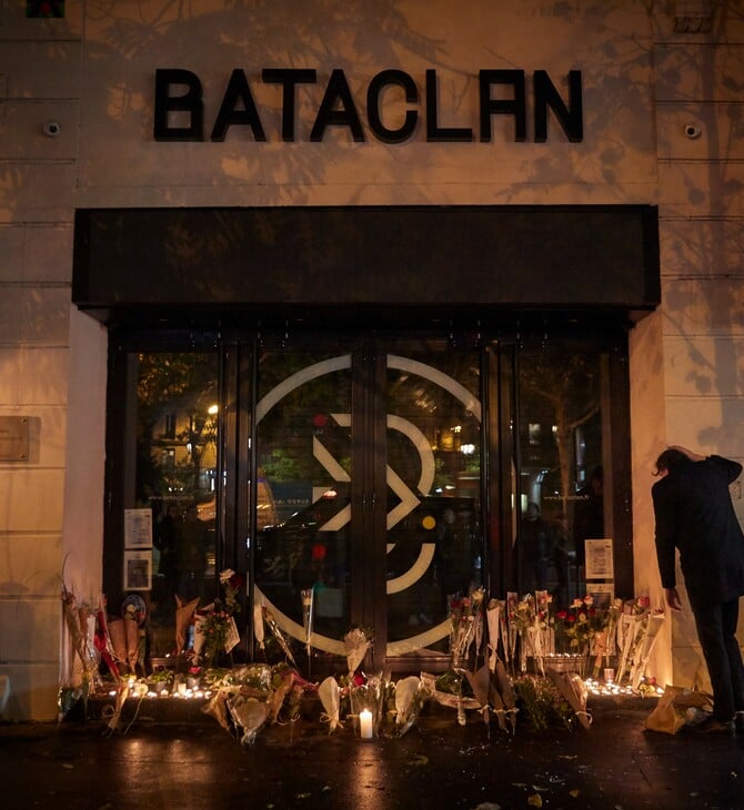 Μπατακλάν: Ο σκηνοθέτης της σειράς για την τρομοκρατική επίθεση απορρίπτει τους ισχυρισμούς περί ασέβειας