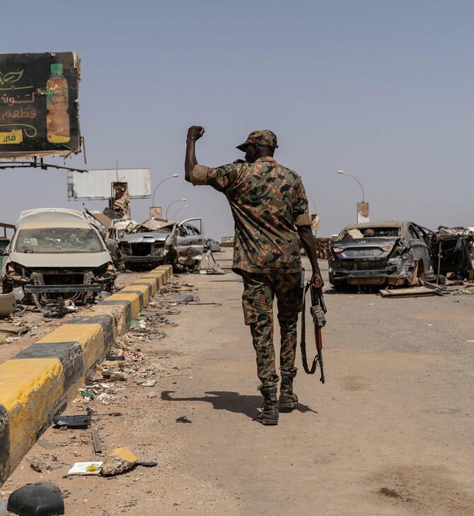 Σουδάν: Ο ηγέτης των παραστρατιωτικών λέει ότι θέλει «ενότητα» που θα την επιτύχει «με ειρήνη ή με πόλεμο»