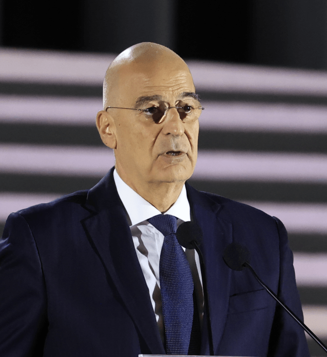 Δένδιας: Διαγωνισμός για την ανάδειξη του Μνημείου του Αγνώστου Στρατιώτη