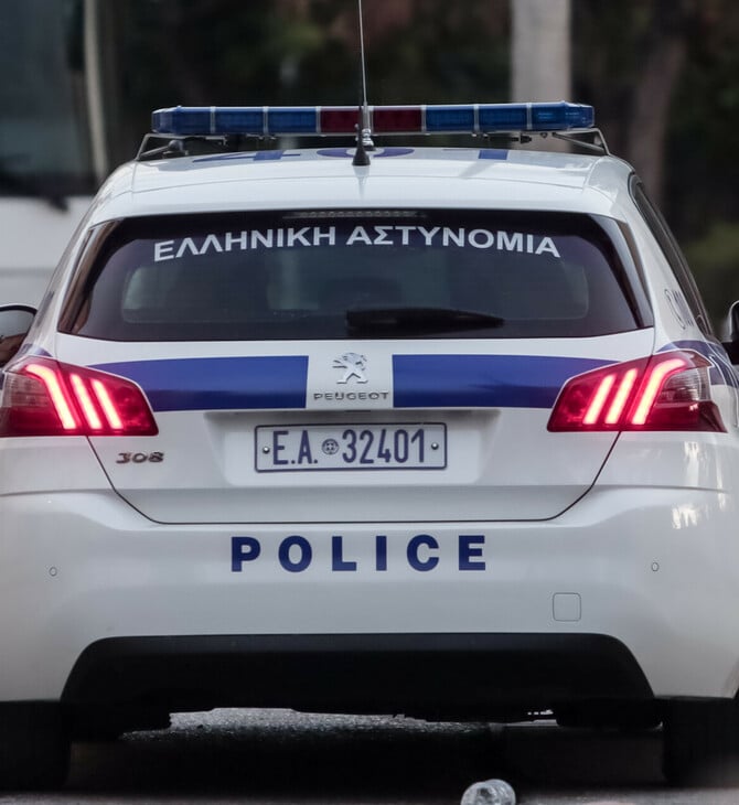 Λάρισα: 41χρονος κυνηγούσε στο δρόμο με τσεκούρι τη σύζυγο του ξαδέλφου του