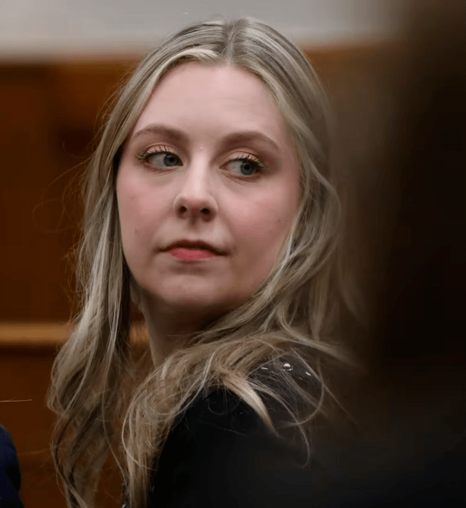 «Νόμιζα πως πέθαινα»: Η δασκάλα που πυροβόλησε 6χρονος καταθέτει