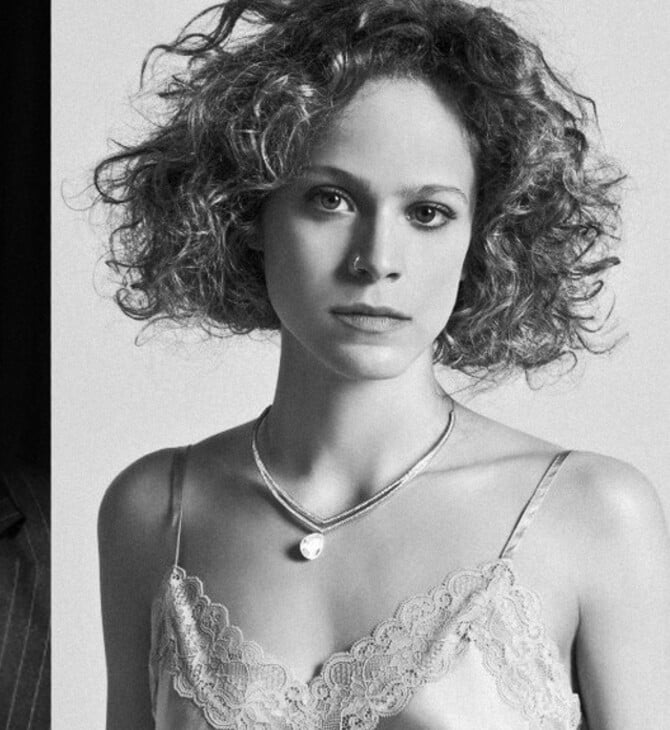 «Λόλα»: Η ιστορία που καθόρισε μια ολόκληρη εποχή ζωντανεύει για πρώτη φορά στο θέατρο