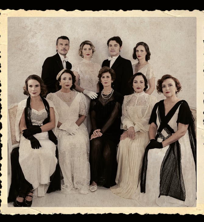 «Αλεξάνδρεια»: Μια θεατρική ιστορία έρωτα και μνήμης ανάμεσα σε δύο εποχές