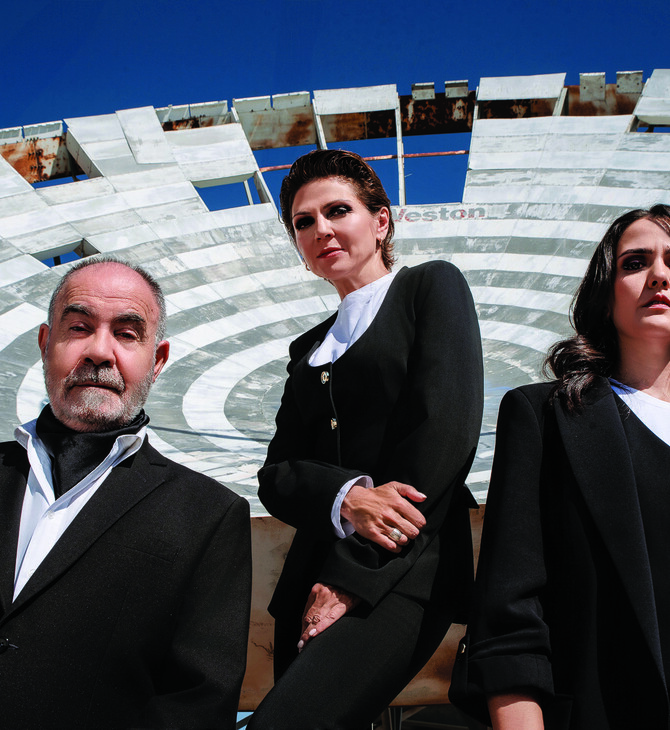 «Aπόρρητο (Νέα Τάξη Πραγμάτων)»: Τρεις επιστήμονες διερευνά όσα απασχολούν την ανθρωπότητα