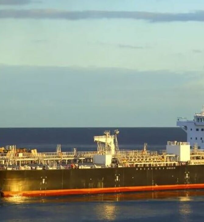 Πειρατές επιτέθηκαν σε ελληνόκτητο τάνκερ ανοικτά της Σομαλίας - Πέντε Έλληνες στο πλήρωμα