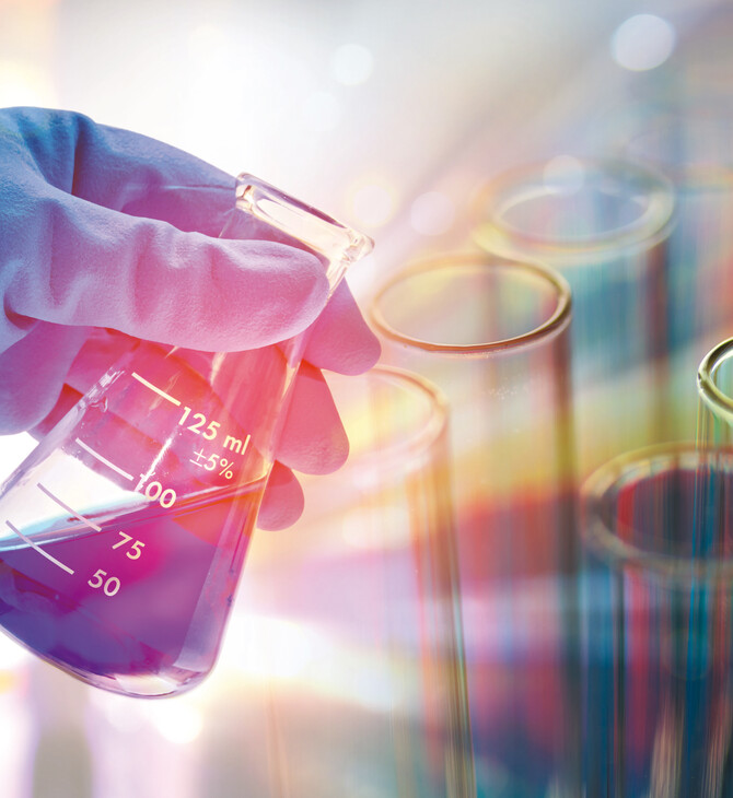 Τα μικροπλαστικά και τα «αιώνια» χημικά ένοχα για την αύξηση των περιστατικών καρκίνου 