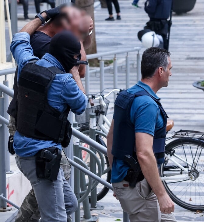 ΒΟΡΙΖΙΑ ΒΙΝΤΕΟ ΤΑΥΤΟΤΗΤΑ ΕΝΟΠΛΟΥ