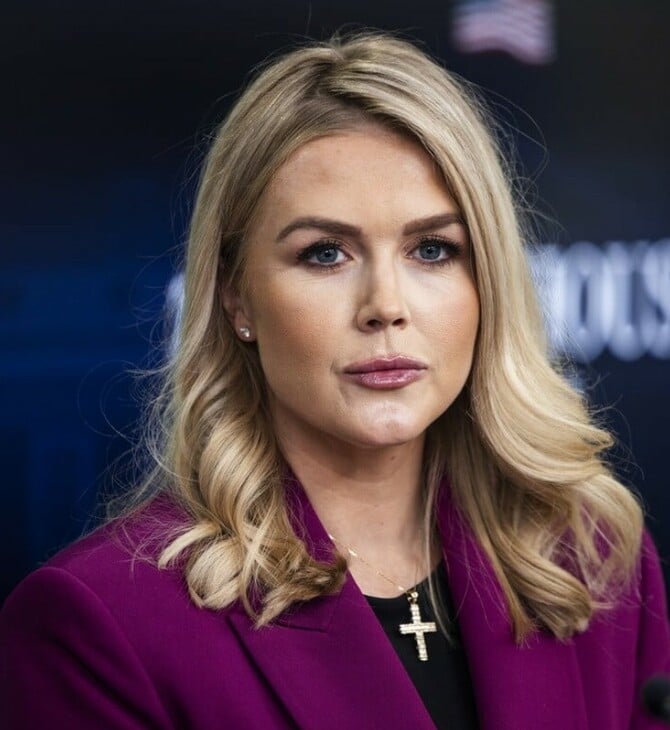 Λευκός Οίκος: Η εκπρόσωπος Τύπου αποκάλεσε το BBC «προπαγανδιστική μηχανή»