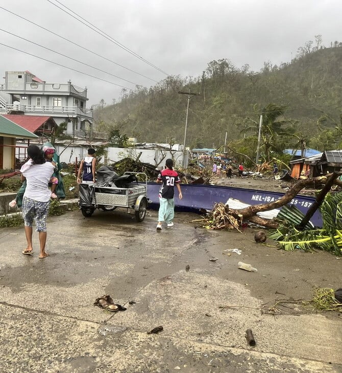 Φιλιππίνες: Πάνω από 1,4 εκατ. εκκενώθηκαν καθώς ο δεύτερος τυφώνας μέσα σε μια εβδομάδα σαρώνει τη χώρα