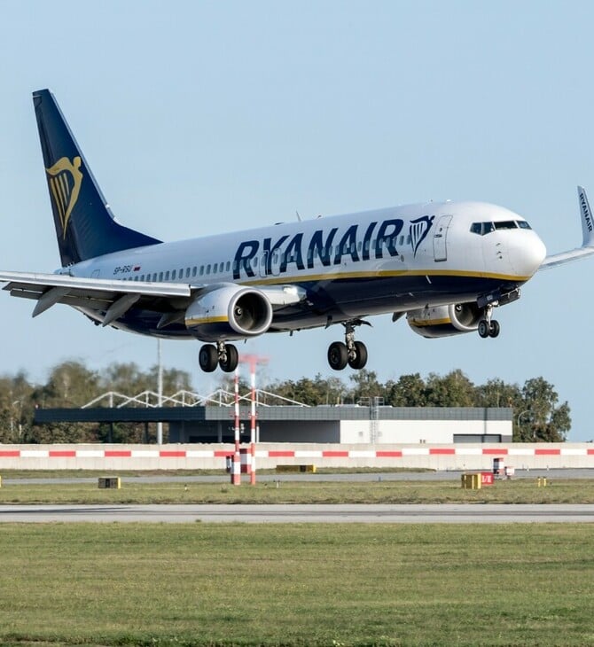 Ryanair: Μόνο ψηφιακές κάρτες επιβίβασης θα δέχεται η εταιρεία από τις 12 Νοεμβρίου - Όσα πρέπει να γνωρίζετε 