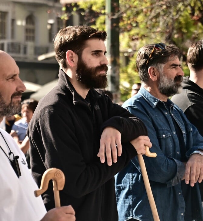 Σε εξέλιξη η πορεία αγροτών και κτηνοτρόφων στην Αθήνα - Ποιοι δρόμοι είναι κλειστοί