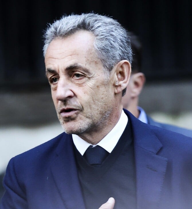 Οι 20 ημέρες του Σαρκοζί στη φυλακή: «Έτρωγε μόνο γιαούρτια γιατί φοβόταν, δεχόταν απειλές»