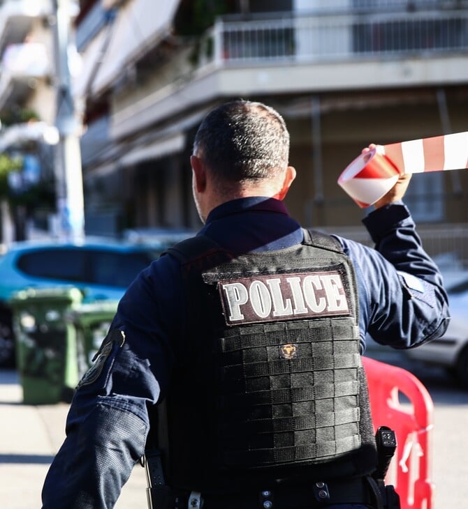 ΝΙΚΑΙΑ ΧΕΙΡΟΒΟΜΒΙΔΑ ΦΩΤΙΑ ΟΧΗΜΑ