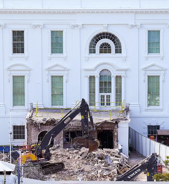 Η «λίστα των φίλων»: Ποιοι χρηματοδοτούν την πολυτελή αίθουσα του Τραμπ στον Λευκό Οίκο