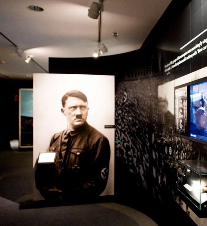 ΧΙΤΛΕΡ ΜΥΘΟΣ ΠΑΠΠΟΥΣ ΕΒΡΑΙΟΣ