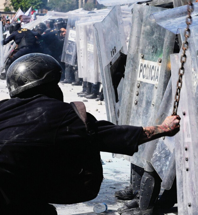Μεξικό: Χάος και βίαιες διαδηλώσεις εν μέσω οργής για τον θάνατο δημάρχου - Δεκάδες τραυματίες