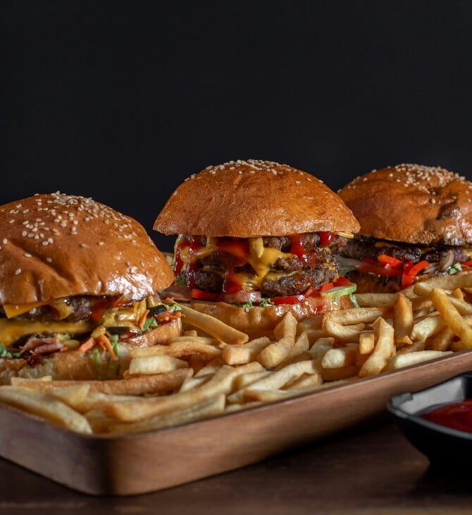 Επανεφεύρεση του fast food: Πώς η ποιότητα και η ποικιλία μεταμορφώνουν το γρήγορο φαγητό