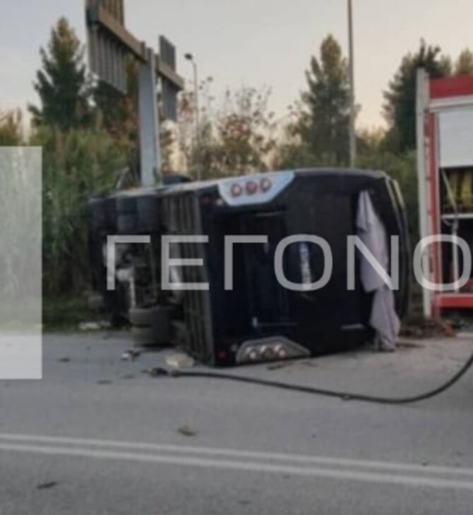 Βελεστίνο: «Χτυπήσαμε από τα σπασμένα τζάμια» - Λόγω σκύλου προκλήθηκε το τροχαίο