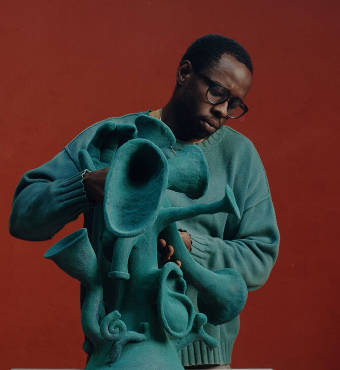 Woody De Othello: «Δημιουργώ κάτι γιατί θέλω να δω τι θα συμβεί αν το φτιάξω»