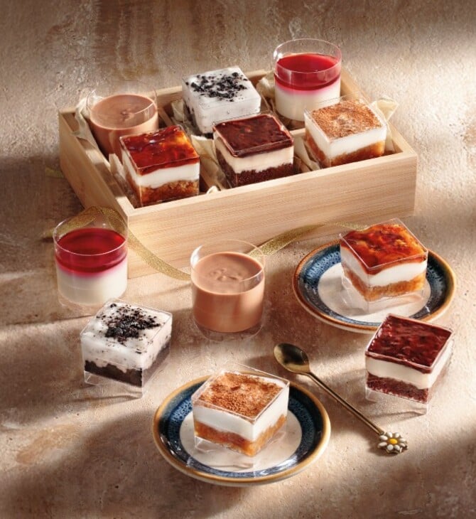 Γλυκά σε σφηνάκια Στάμου: οι μικρές γιορτινές απολαύσεις που αγαπιούνται σε κάθε τραπέζι