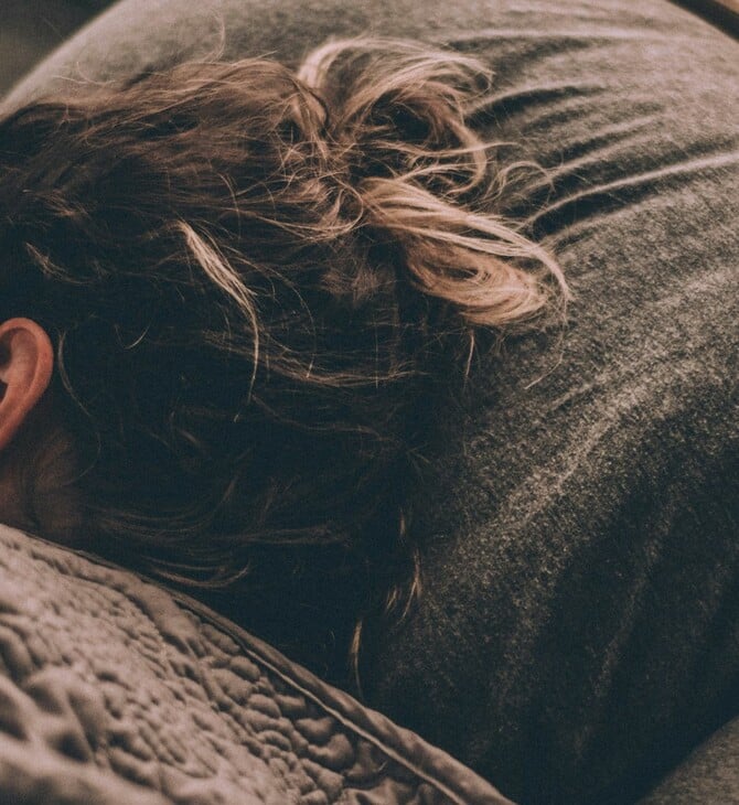 «Σταματήστε να παίρνετε μελατονίνη για τον ύπνο», προειδοποιούν οι ειδικοί