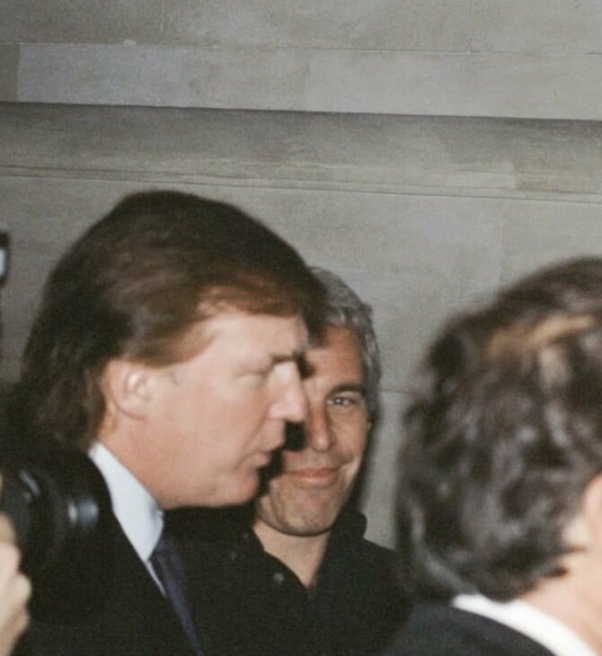 Αρχεία Έπσταϊν: «Ο Τζέφρι είχε σίγουρα στοιχεία εναντίον του Τραμπ»