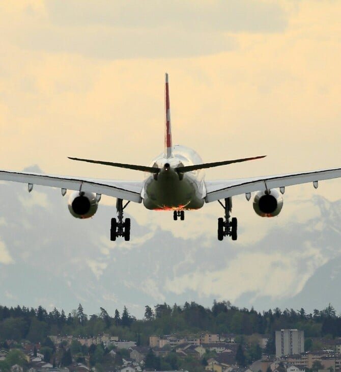 Ολλανδία: Διακόπηκε η κυκλοφορία στο αεροδρόμιο του Αϊντχόβεν μετά από εμφάνιση πλήθους drones